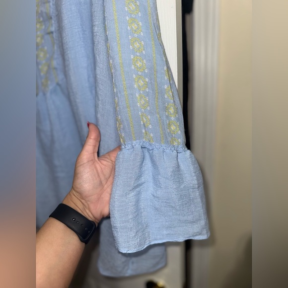 Zac & Rachel Embroidered Blouse - Picture 5 of 7